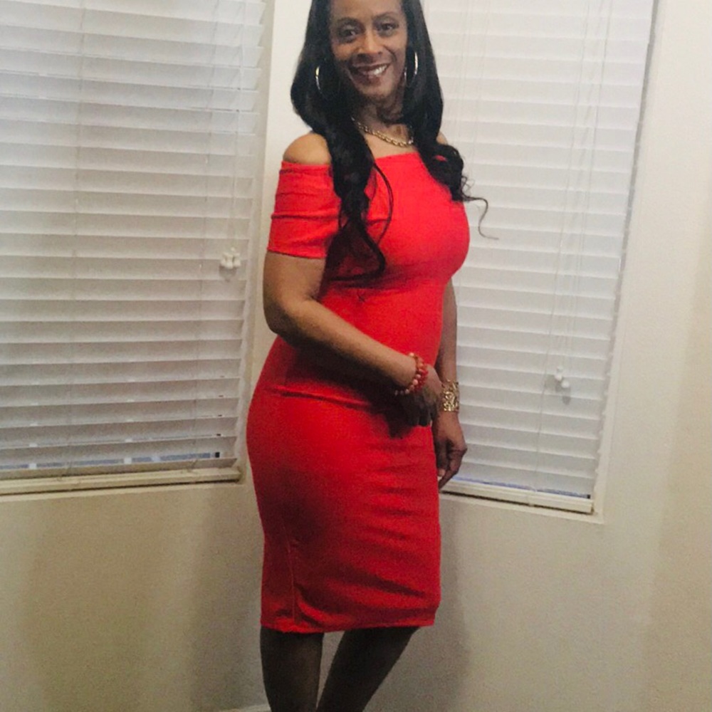 Bandage Dress - Picture 6 of 8
